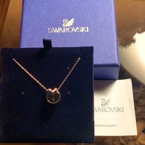 Swarovski Bella, V Crysini  / Rose Gold